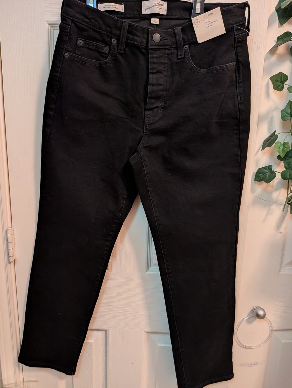Universal Thread Mid-Rise 80s Slim Jeans